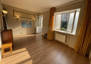 2-к квартира, вторичка, 55м2, 2/4 этаж