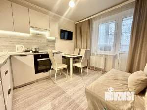 2-к квартира, вторичка, 56м2, 8/17 этаж