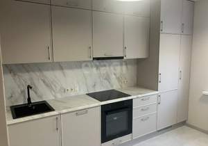 2-к квартира, вторичка, 57м2, 10/15 этаж