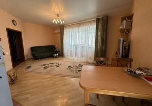 1-к квартира, вторичка, 64м2, 5/5 этаж