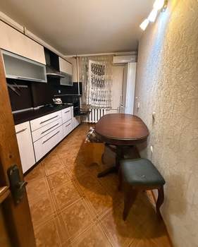 4-к квартира, вторичка, 93м2, 3/9 этаж