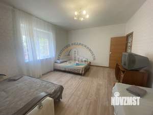3-к квартира, вторичка, 81м2, 1/2 этаж