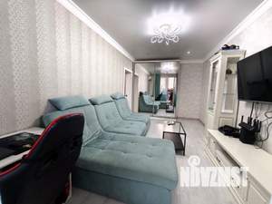 2-к квартира, вторичка, 63м2, 10/17 этаж