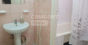 4-к квартира, вторичка, 74м2, 1/3 этаж