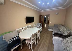 2-к квартира, вторичка, 54м2, 1/4 этаж