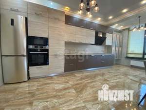 3-к квартира, вторичка, 106м2, 9/17 этаж