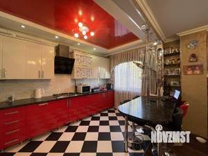 2-к квартира, вторичка, 54м2, 1/9 этаж