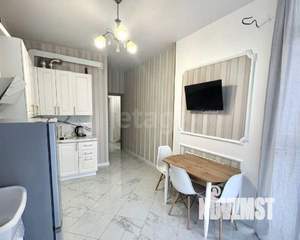 2-к квартира, вторичка, 52м2, 8/15 этаж