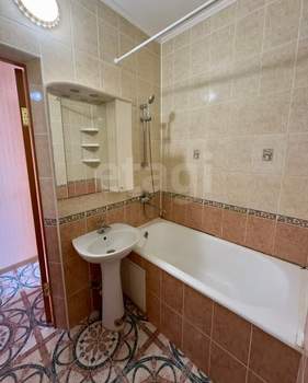 2-к квартира, вторичка, 72м2, 3/12 этаж