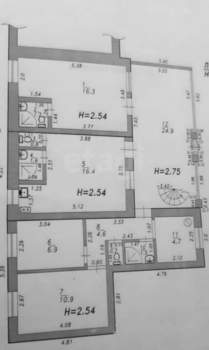 4-к квартира, вторичка, 180м2, 1/3 этаж