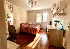 2-к квартира, вторичка, 61м2, 6/9 этаж