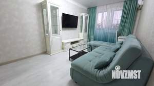 2-к квартира, вторичка, 56м2, 10/19 этаж