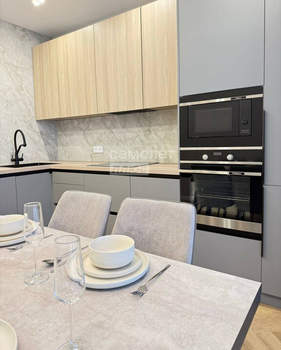 2-к квартира, вторичка, 67м2, 8/14 этаж