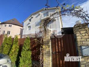 2-к квартира, вторичка, 60м2, 1/3 этаж