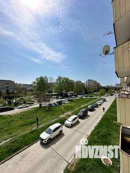 2-к квартира, вторичка, 62м2, 3/10 этаж