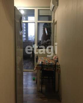 3-к квартира, вторичка, 58м2, 2/19 этаж