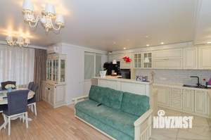 3-к квартира, вторичка, 117м2, 1/7 этаж