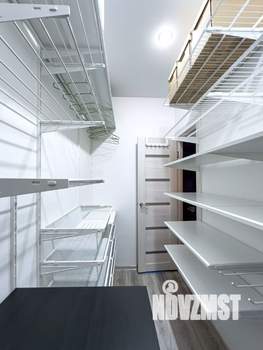 2-к квартира, вторичка, 55м2, 1/5 этаж