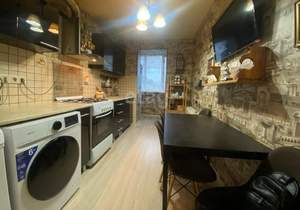 3-к квартира, вторичка, 62м2, 3/3 этаж