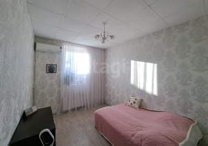 4-к квартира, вторичка, 92м2, 1/1 этаж