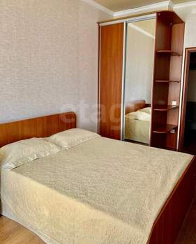 2-к квартира, вторичка, 90м2, 3/3 этаж