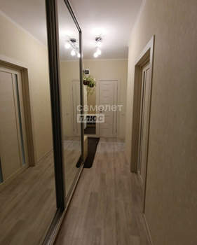 2-к квартира, вторичка, 52м2, 1/9 этаж