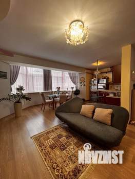 2-к квартира, вторичка, 96м2, 1/6 этаж