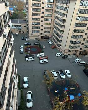 2-к квартира, вторичка, 58м2, 9/9 этаж