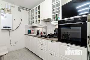 2-к квартира, вторичка, 54м2, 1/8 этаж