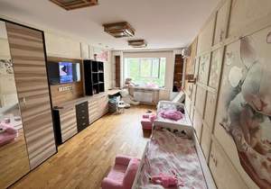 4-к квартира, вторичка, 115м2, 3/6 этаж