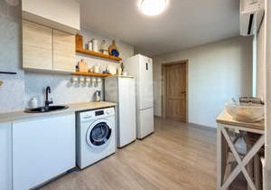 4-к квартира, вторичка, 99м2, 8/10 этаж