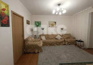 3-к квартира, вторичка, 93м2, 1/3 этаж