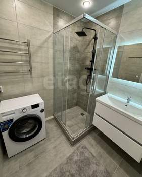 2-к квартира, вторичка, 52м2, 1/9 этаж