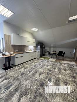 3-к квартира, вторичка, 100м2, 2/2 этаж