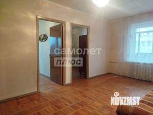 4-к квартира, вторичка, 65м2, 5/5 этаж
