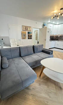 Студия квартира, вторичка, 47м2, 3/7 этаж