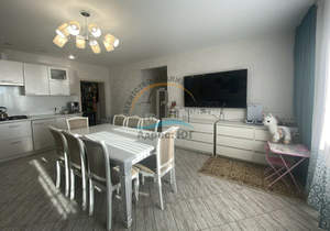 3-к квартира, вторичка, 103м2, 3/5 этаж