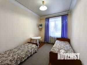 4-к квартира, вторичка, 74м2, 1/2 этаж