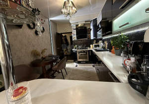 2-к квартира, вторичка, 74м2, 7/7 этаж