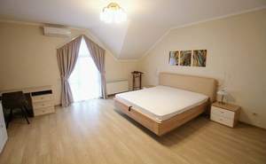 3-к квартира, вторичка, 100м2, 7/7 этаж