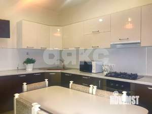2-к квартира, вторичка, 63м2, 2/2 этаж