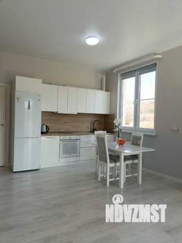 Студия квартира, вторичка, 43м2, 3/7 этаж