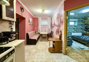 2-к квартира, вторичка, 63м2, 1/7 этаж