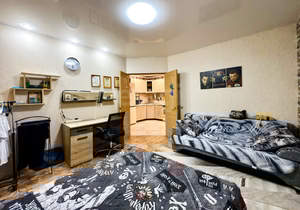 2-к квартира, вторичка, 63м2, 1/7 этаж