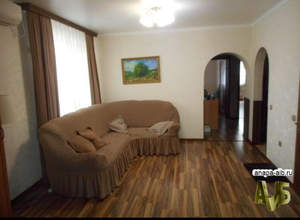 2-к квартира, вторичка, 73м2, 1/6 этаж