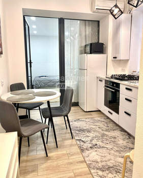 1-к квартира, вторичка, 18м2, 1/1 этаж