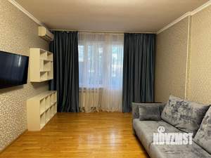 3-к квартира, вторичка, 100м2, 2/10 этаж