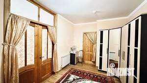 2-к квартира, вторичка, 67м2, 3/10 этаж