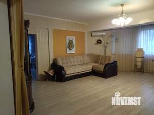 3-к квартира, вторичка, 130м2, 1/9 этаж