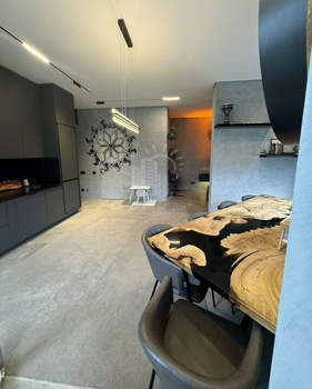 2-к квартира, вторичка, 74м2, 4/4 этаж